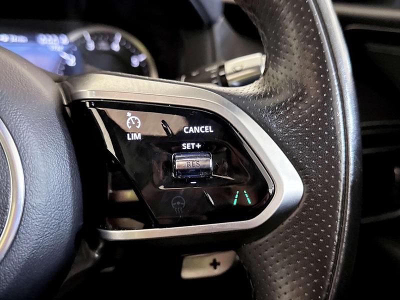 Used Jaguar XE 2021 for sale - 76825895: Photo 19