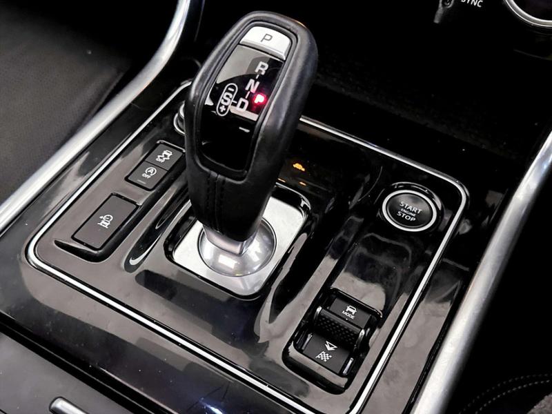 Used Jaguar XE 2021 for sale - 76825895: Photo 26