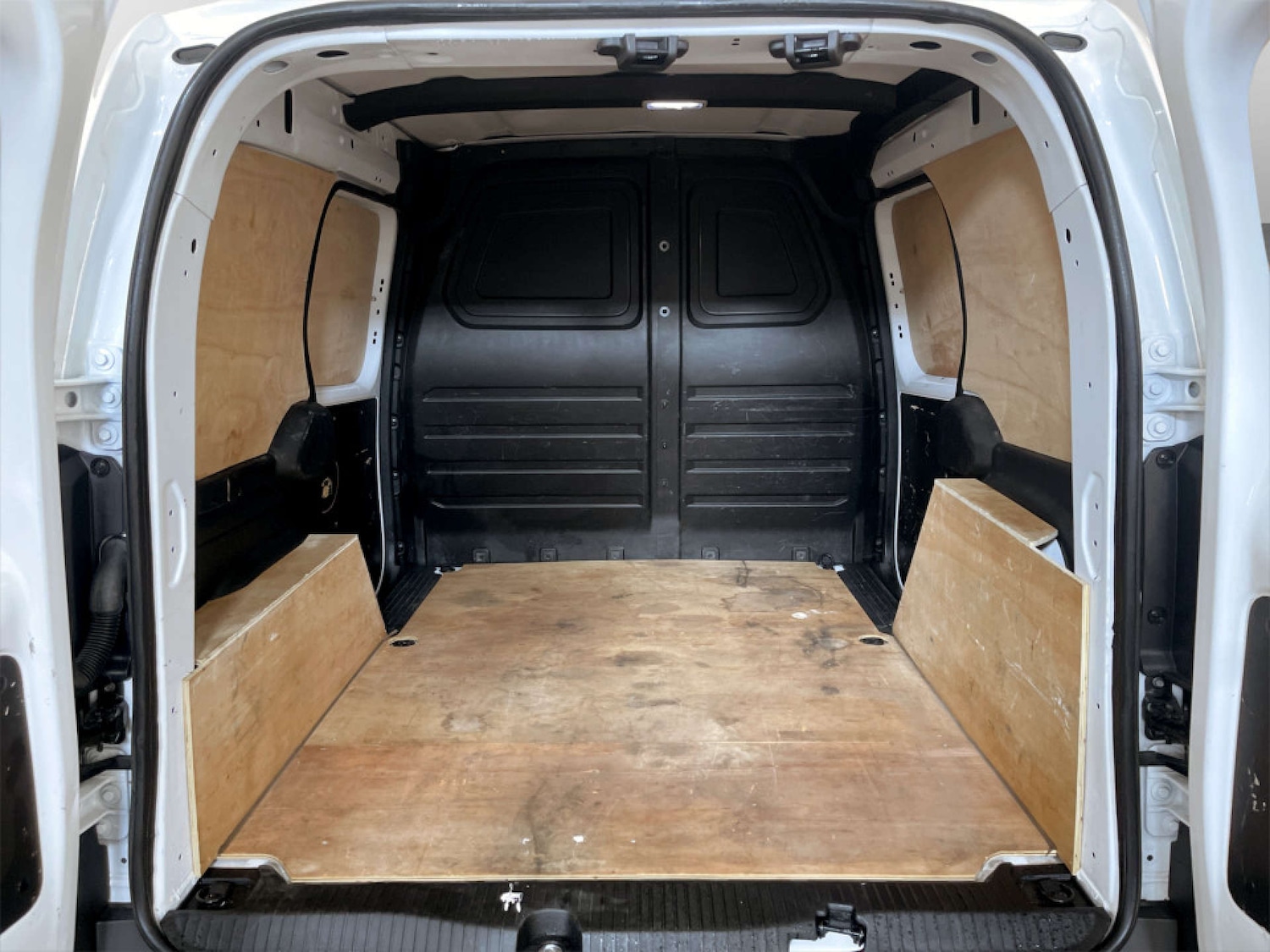 Used Renault Kangoo 2024 for sale - 77184989: Photo 14