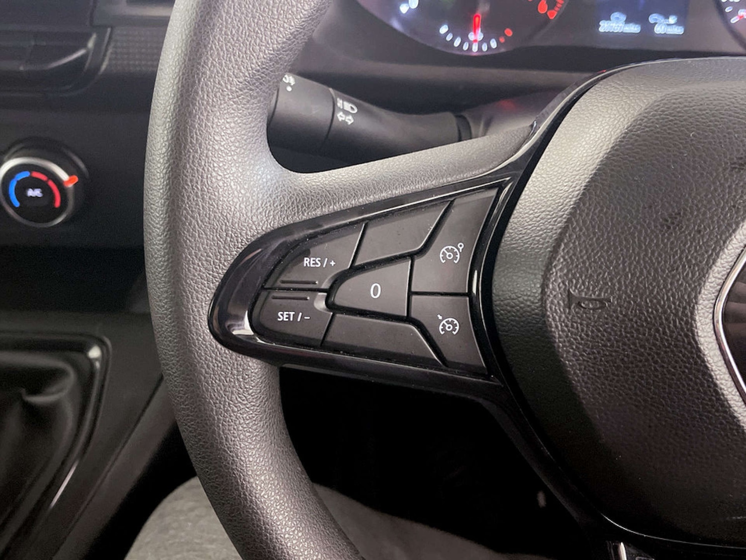 Used Renault Kangoo 2024 for sale - 77184989: Photo 17