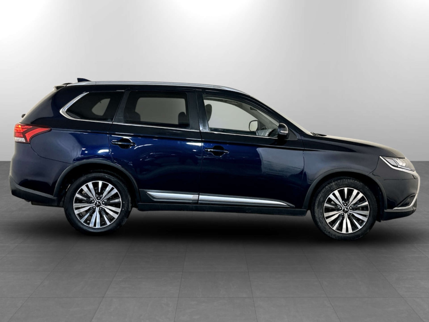 Used Mitsubishi Outlander 2019 for sale - 77547648: Photo 11