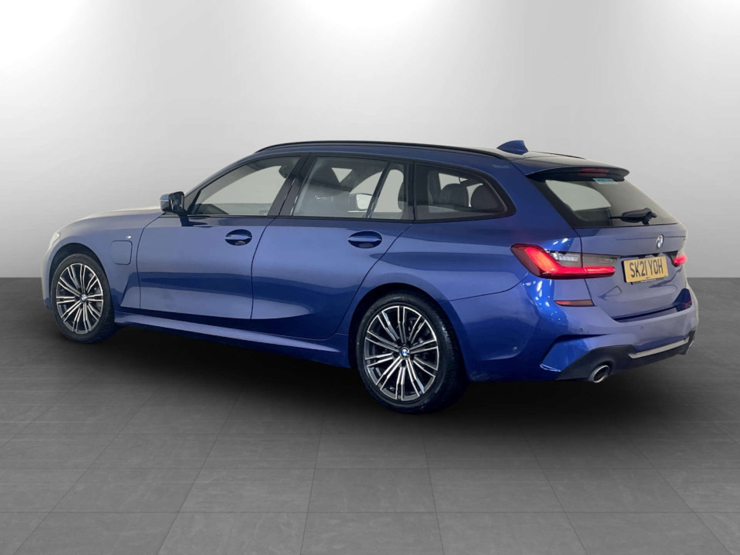 Used BMW 3 Series 2021 for sale - 77523239: Photo 8