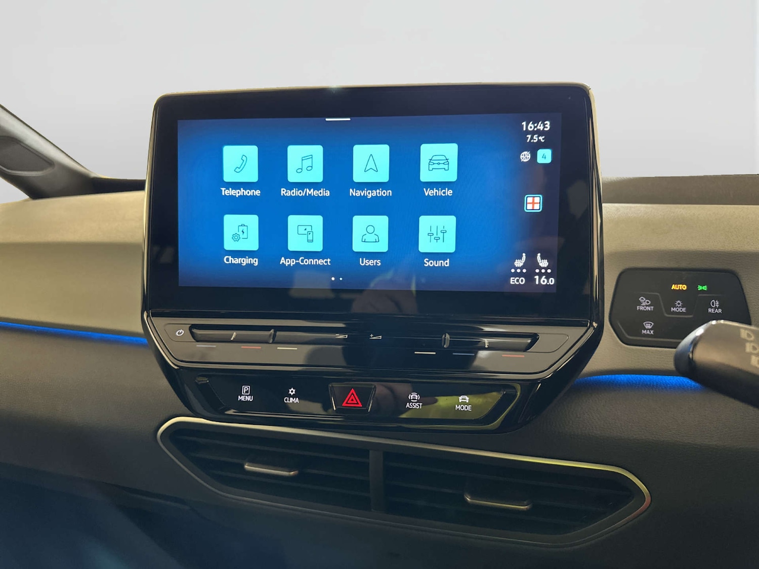 Used Volkswagen ID.3 2023 for sale - 77880519: Photo 25