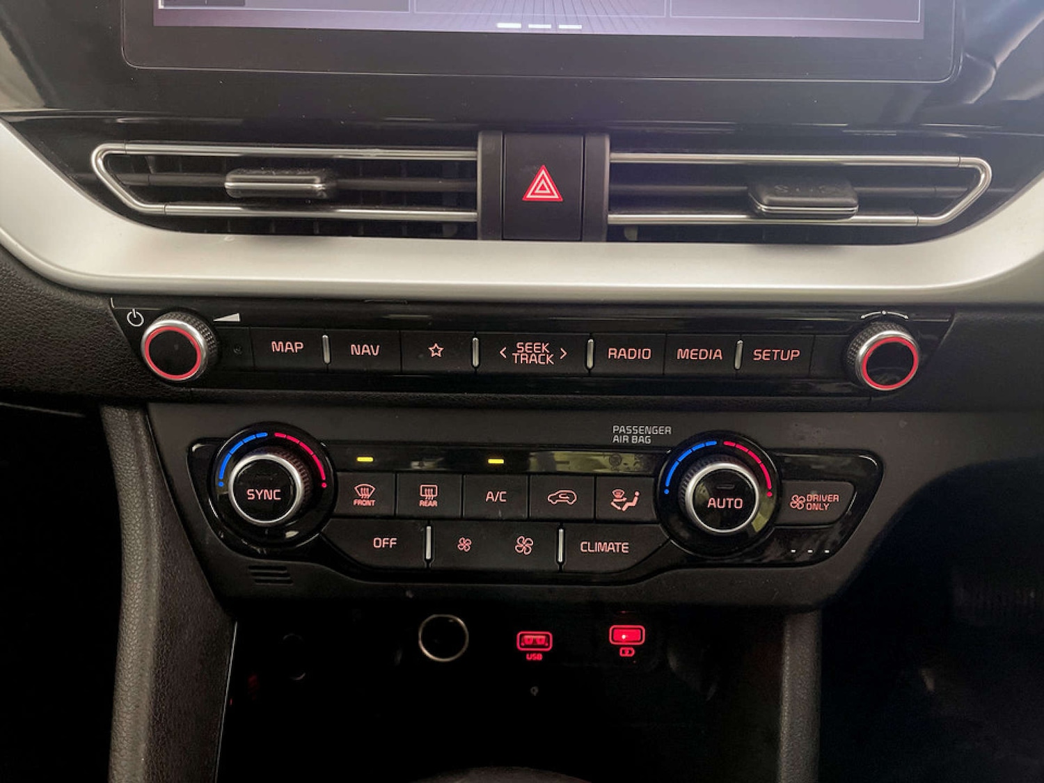 Used Kia Niro 2020 for sale - 77262739: Photo 24