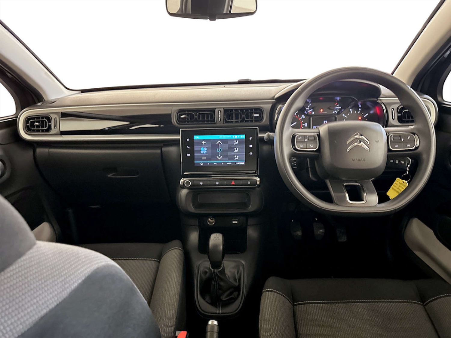 Used Citroen C3 2023 for sale - 77652972: Photo 3