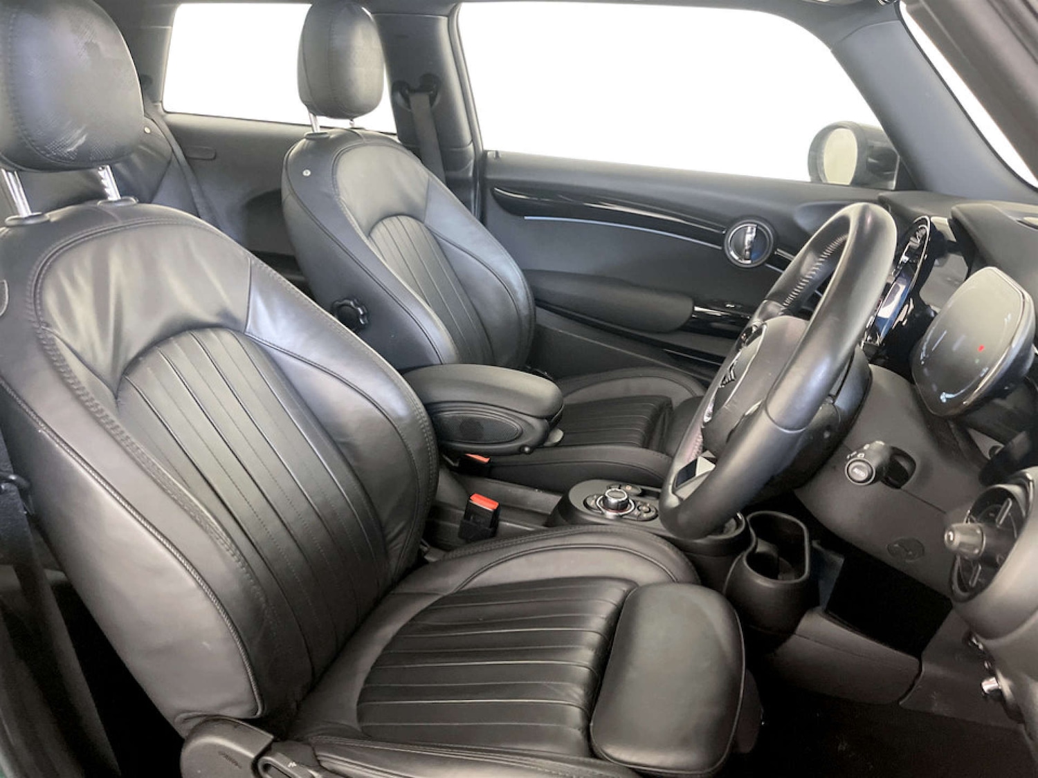 Used MINI Hatch 2021 for sale - 77328621: Photo 11