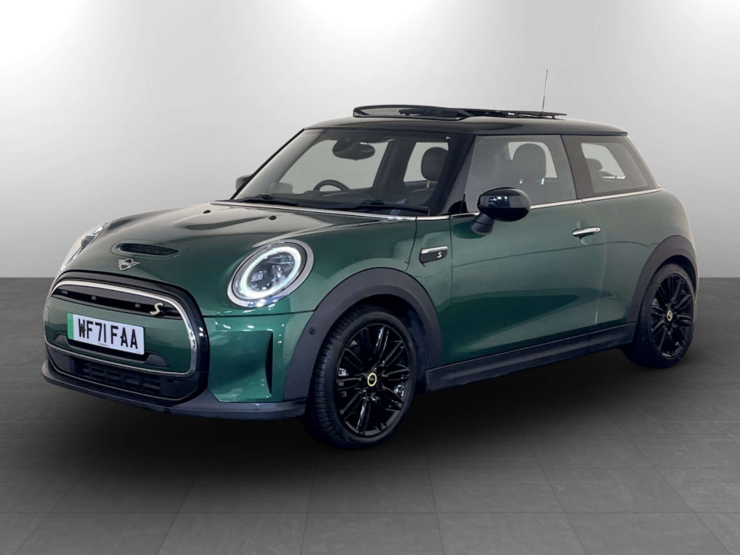 Used MINI Hatch 2021 for sale - 77328621: Photo 4