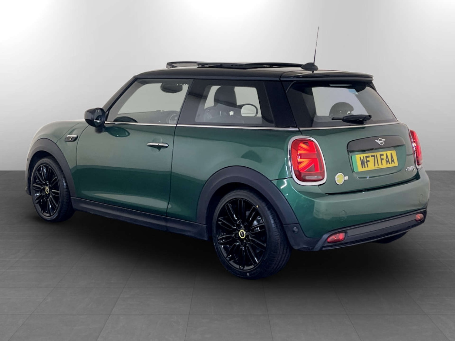 Used MINI Hatch 2021 for sale - 77328621: Photo 6