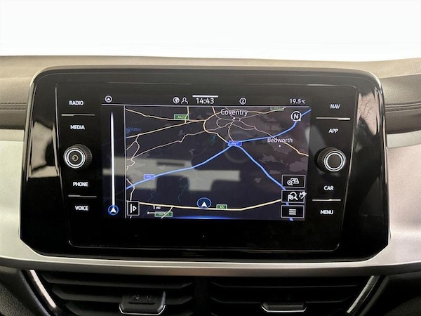 Used Volkswagen T-Roc 2023 for sale - 75711608: Photo 21