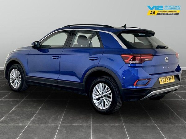 Used Volkswagen T-Roc 2023 for sale - 75711608: Photo 8