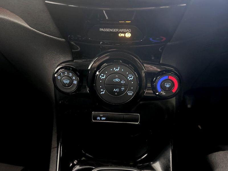 Used Ford Fiesta 2014 for sale - 76480327: Photo 25