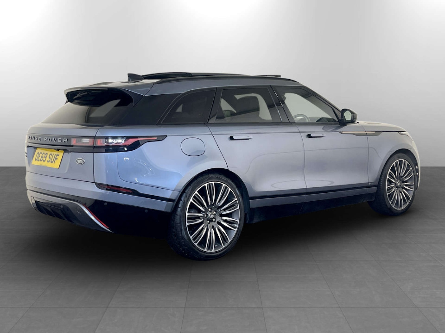 Used Land Rover Range Rover Velar 2019 for sale - 77355523: Photo 10
