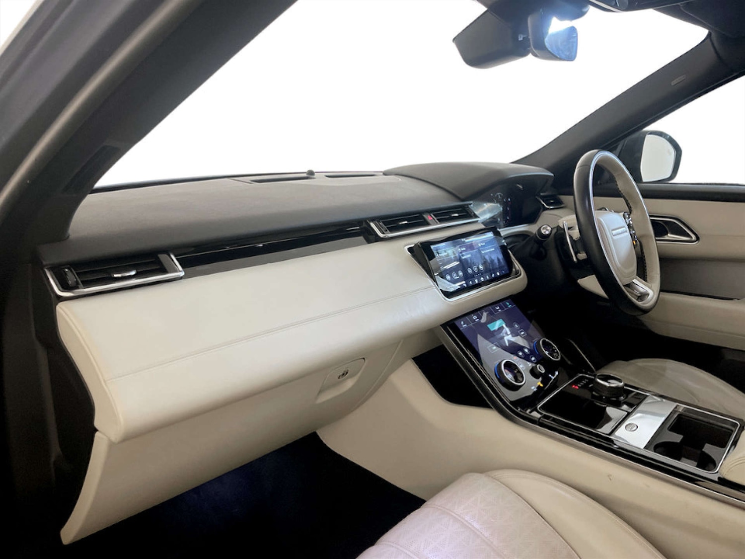 Used Land Rover Range Rover Velar 2019 for sale - 77355523: Photo 12