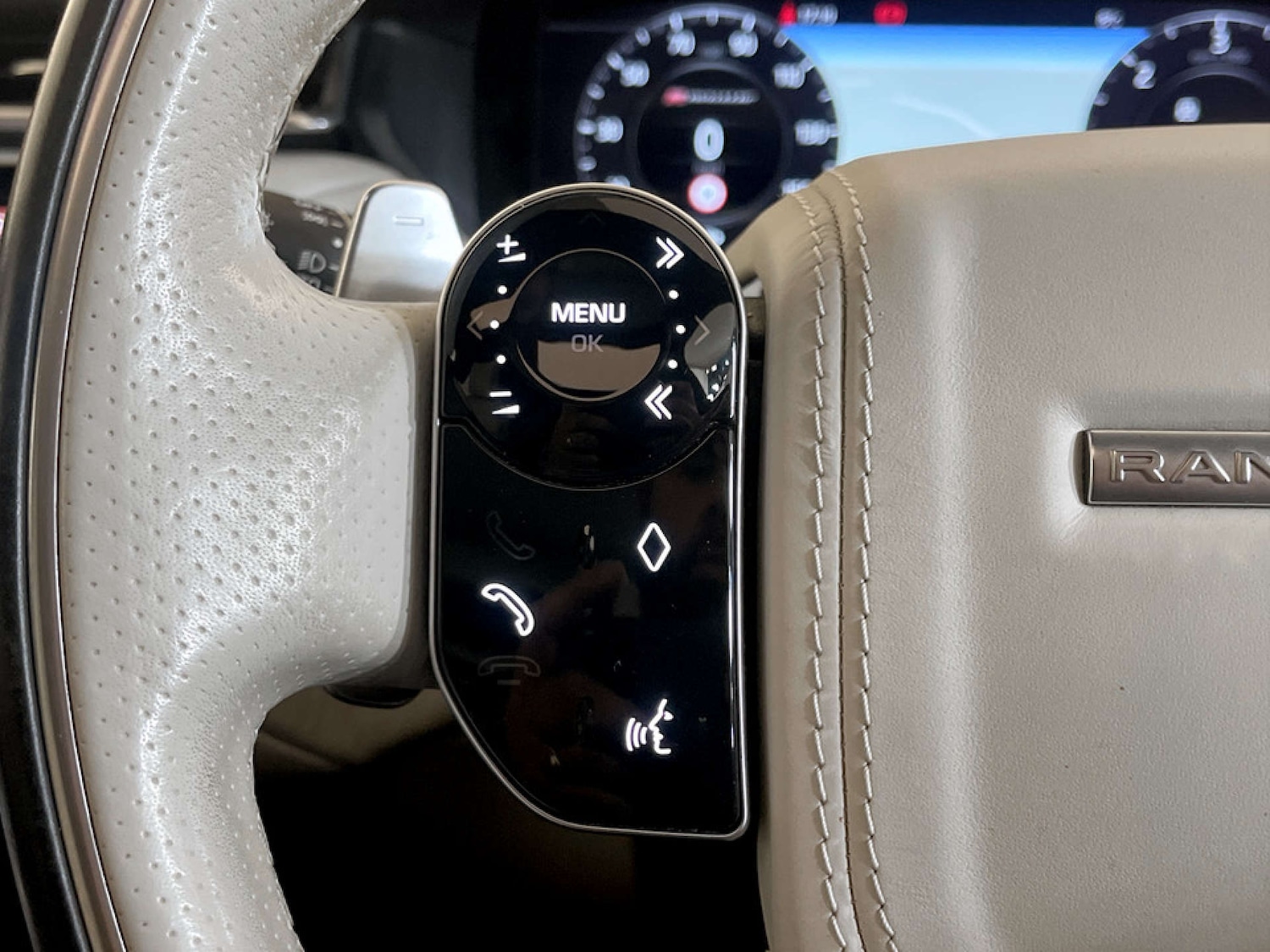 Used Land Rover Range Rover Velar 2019 for sale - 77355523: Photo 18