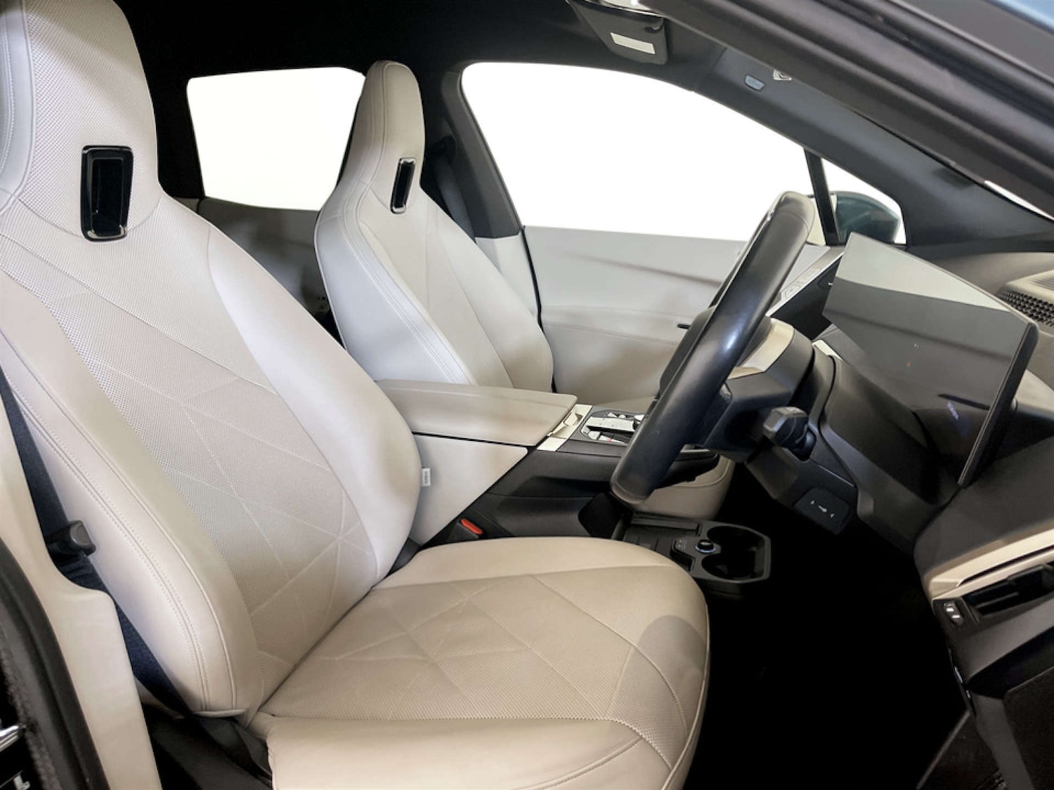 Used BMW iX 2022 for sale - 77210030: Photo 13