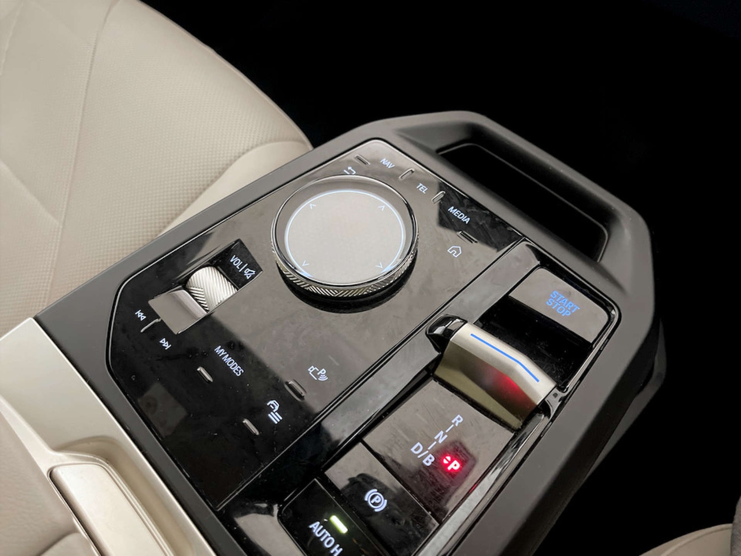 Used BMW iX 2022 for sale - 77210030: Photo 27