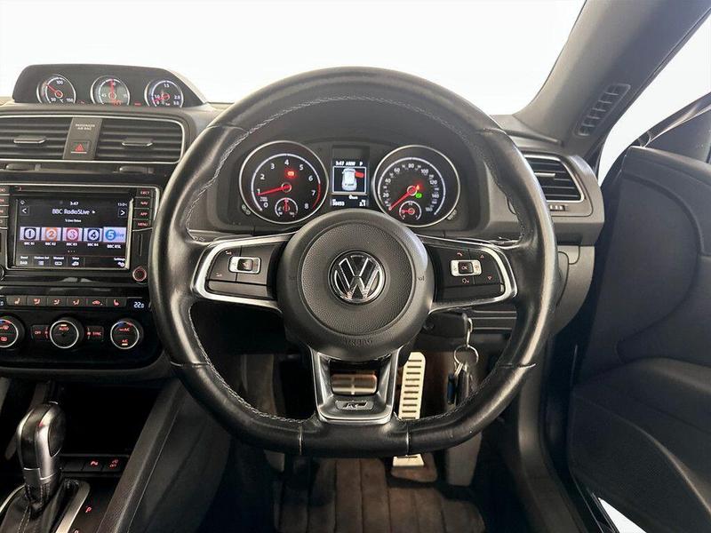 Used Volkswagen Scirocco 2017 for sale - 76394078: Photo 16