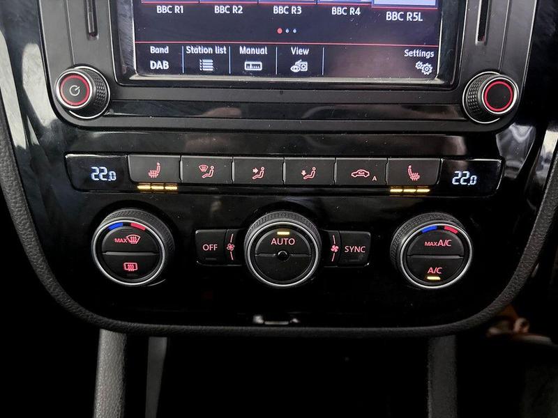 Used Volkswagen Scirocco 2017 for sale - 76394078: Photo 26