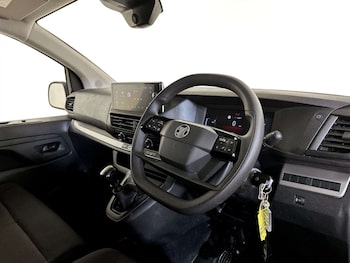 Used Vauxhall Vivaro 2024 for sale - 77475150: Photo