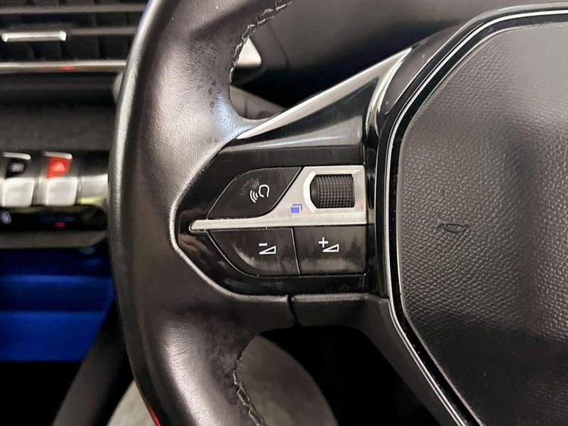 Used Peugeot 3008 2018 for sale - 76908650: Photo 17