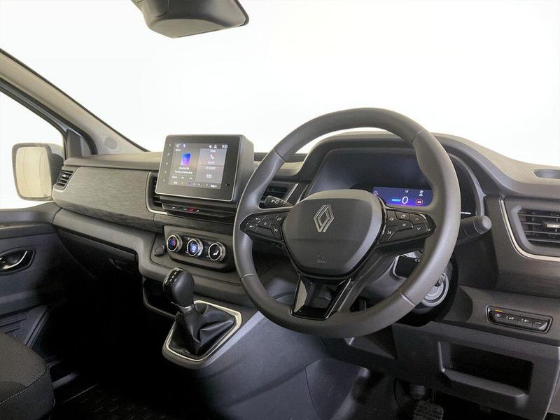 Used Renault Trafic E-Tech 2025 for sale - 76580729: Photo 3