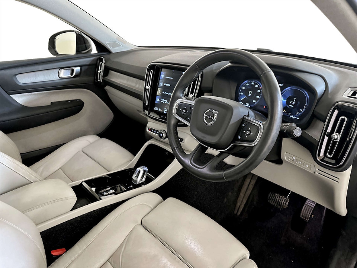 Used Volvo XC40 2020 for sale - 77276707: Photo 15