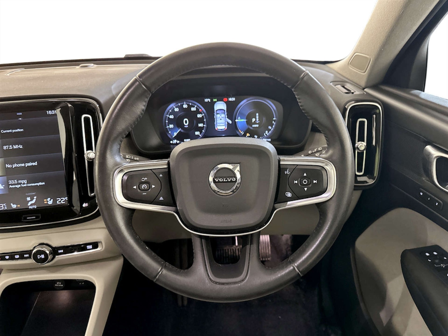 Used Volvo XC40 2020 for sale - 77276707: Photo 16