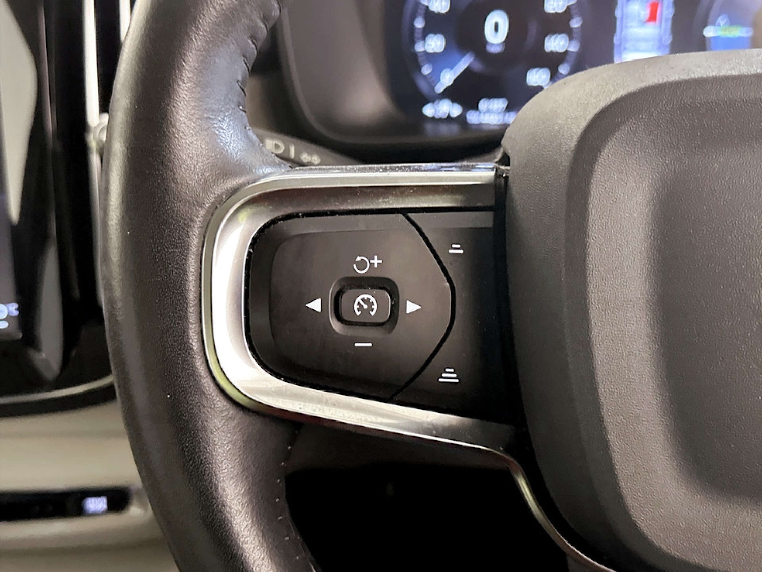 Used Volvo XC40 2020 for sale - 77276707: Photo 17