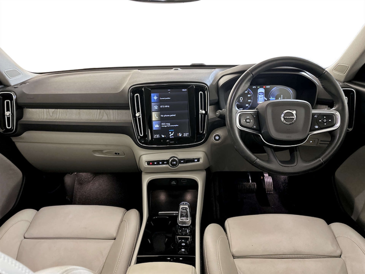 Used Volvo XC40 2020 for sale - 77276707: Photo 3