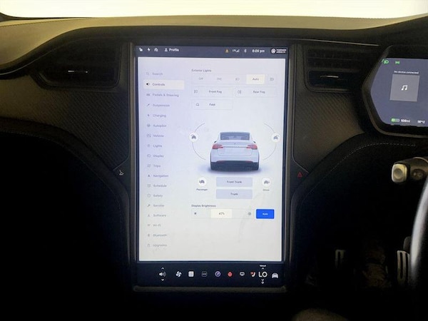 Used Tesla Model X 2020 for sale - 76036289: Photo 26
