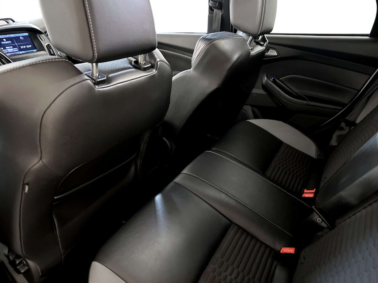 Used Ford Focus 2016 for sale - 77185334: Photo 14