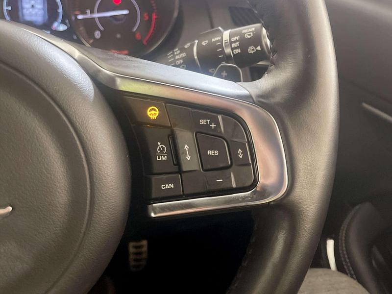 Used Jaguar E-Pace 2019 for sale - 77071600: Photo 19