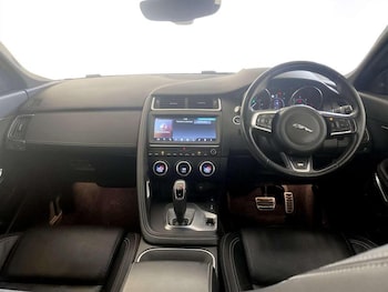 Used Jaguar E-Pace 2019 for sale - 77071600: Photo