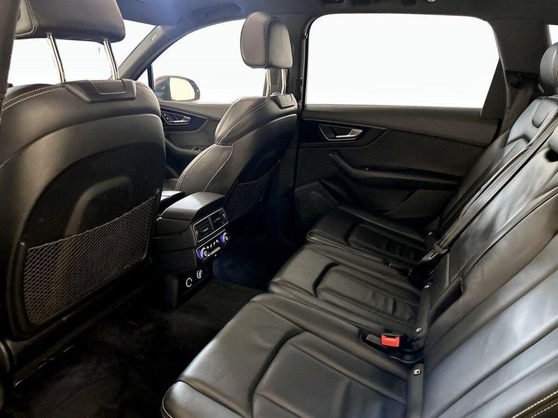 Used Audi Q7 2018 for sale - 76131372: Photo 15