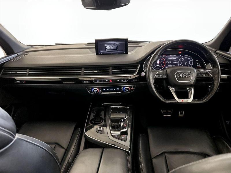 Used Audi Q7 2018 for sale - 76131372: Photo 3