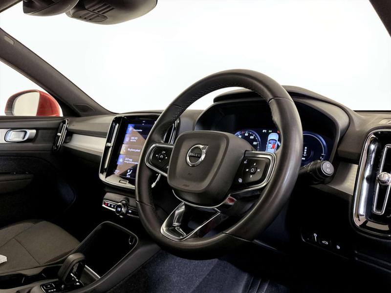 Used Volvo XC40 2022 for sale - 76882455: Photo 15