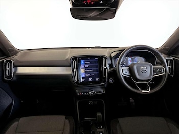 Used Volvo XC40 2022 for sale - 76882455: Photo