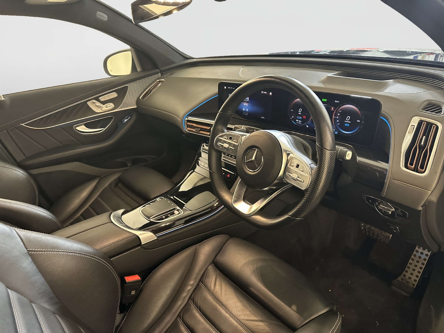 Used Mercedes-Benz EQC 2022 for sale - 77946369: Photo 16