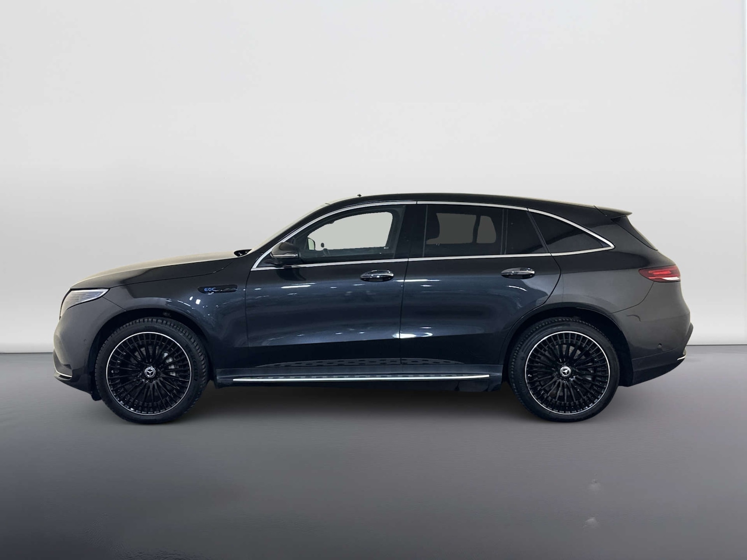 Used Mercedes-Benz EQC 2022 for sale - 77946369: Photo 7