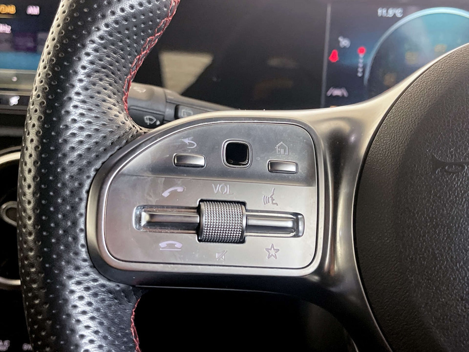 Used Mercedes-Benz A-Class 2019 for sale - 77408973: Photo 16