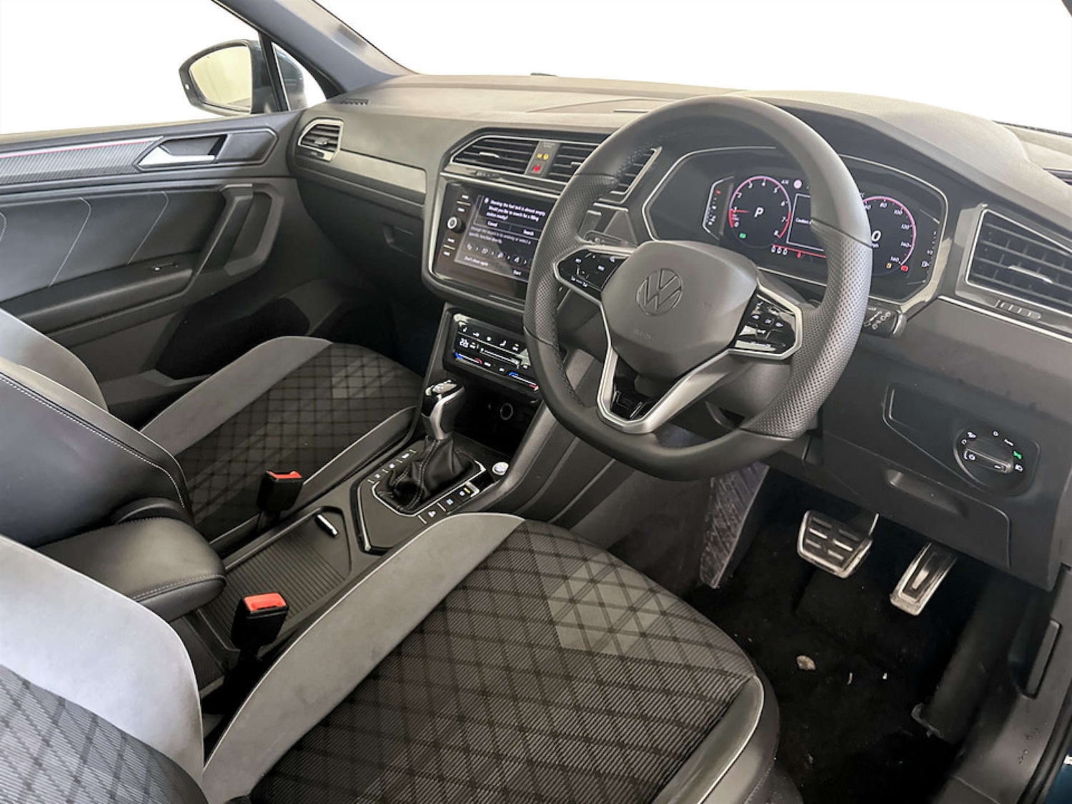 Used Volkswagen Tiguan 2021 for sale - 77610616: Photo 15