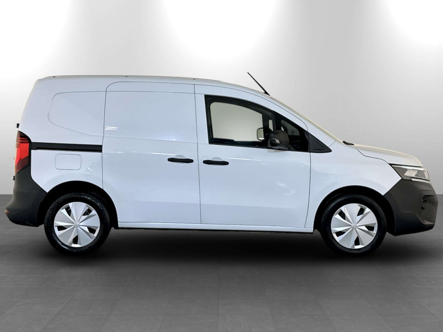 Used Nissan Other 2023 for sale - 77249235: Photo 11