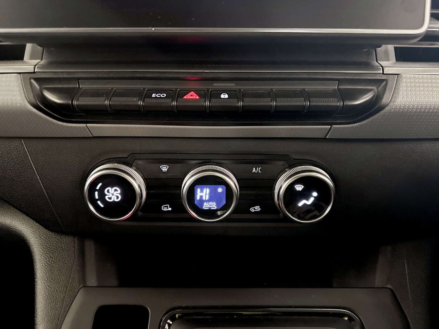 Used Nissan Other 2023 for sale - 77249235: Photo 24