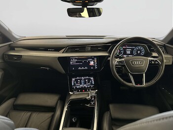 Used Audi e-tron 2023 for sale - 78583542: Photo