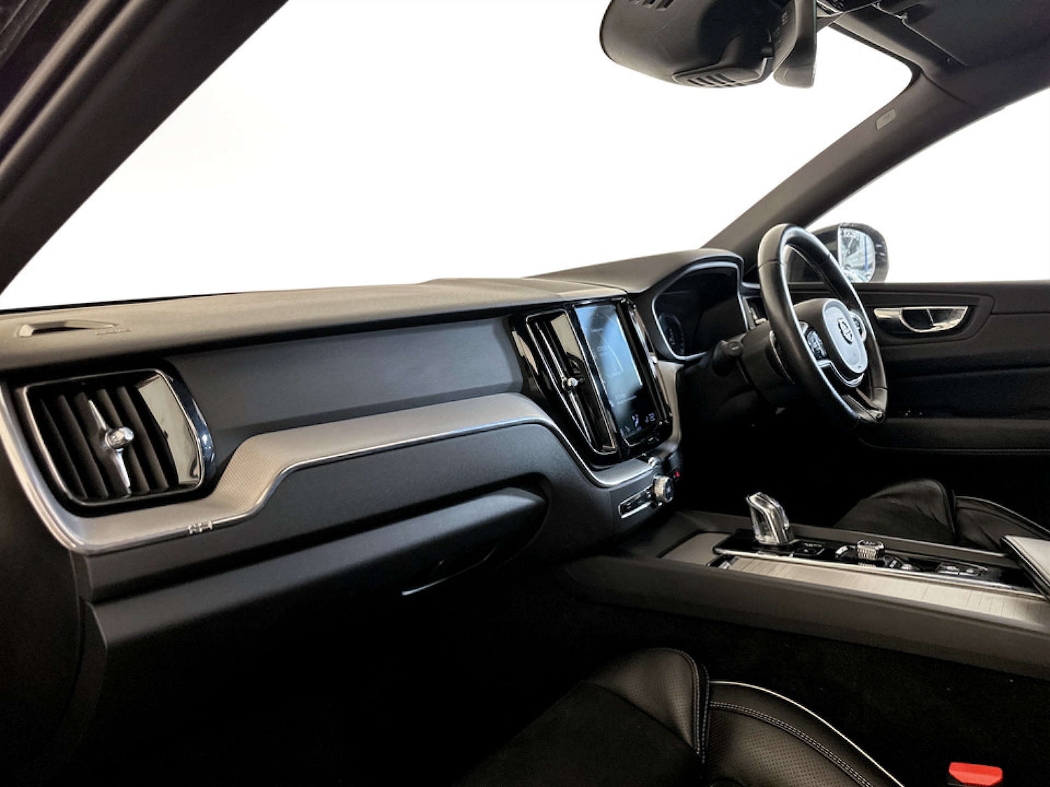 Used Volvo XC60 2018 for sale - 77523226: Photo 11