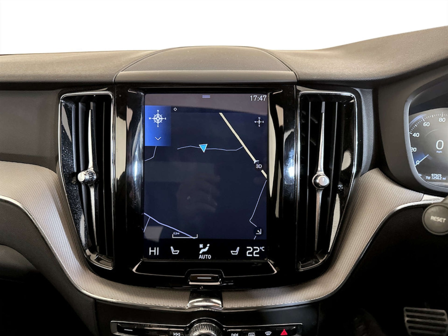 Used Volvo XC60 2018 for sale - 77523226: Photo 20