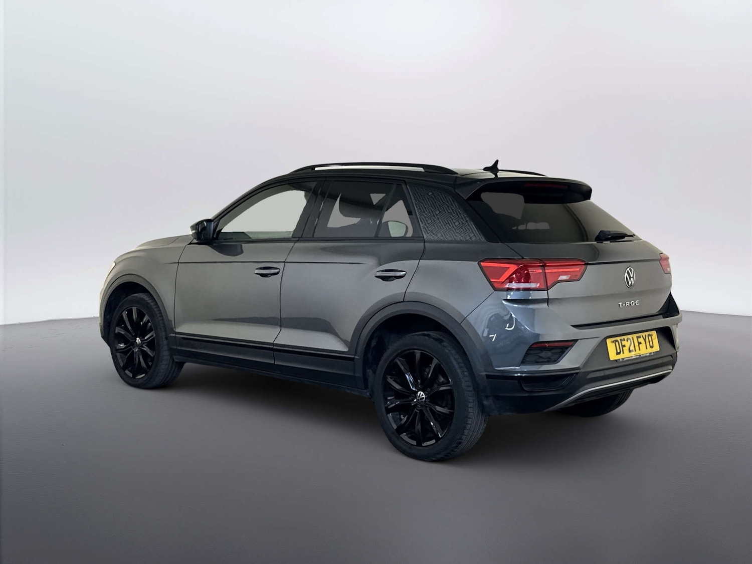 Used Volkswagen T-Roc 2021 for sale - 77967901: Photo 8