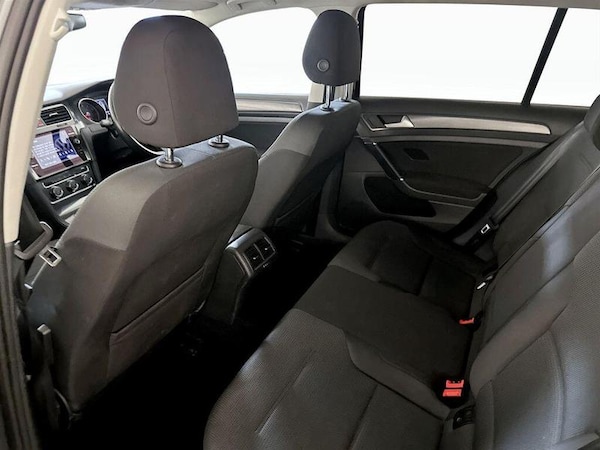 Used Volkswagen Golf 2018 for sale - 76209412: Photo 14