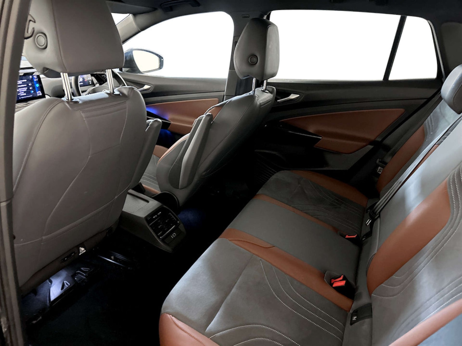 Used Volkswagen ID.4 2021 for sale - 77678639: Photo 14