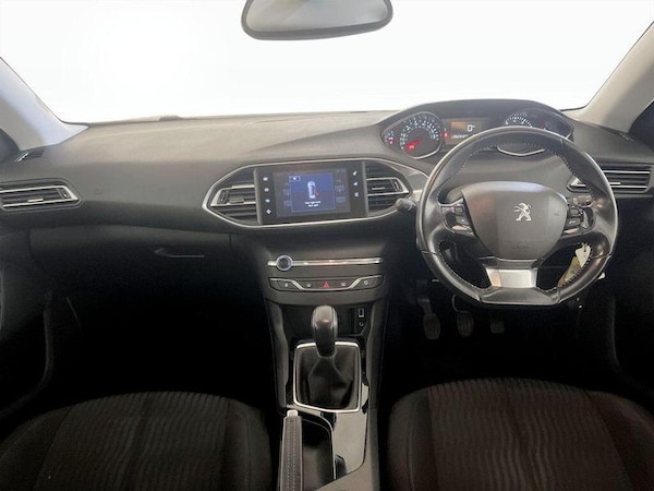 Used Peugeot 308 SW 2017 for sale - 76234873: Photo 3